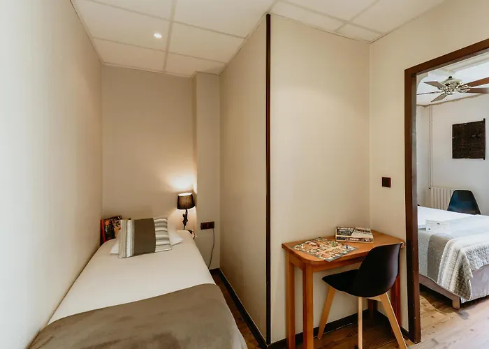 L'iroko The Originals Hotel Aix-les-Bains